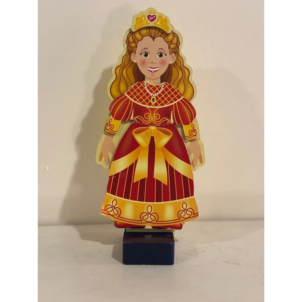 Melissa & Doug Magnetic Dress-Up Princess Elise Wood Multicolor  7 outfits Good!